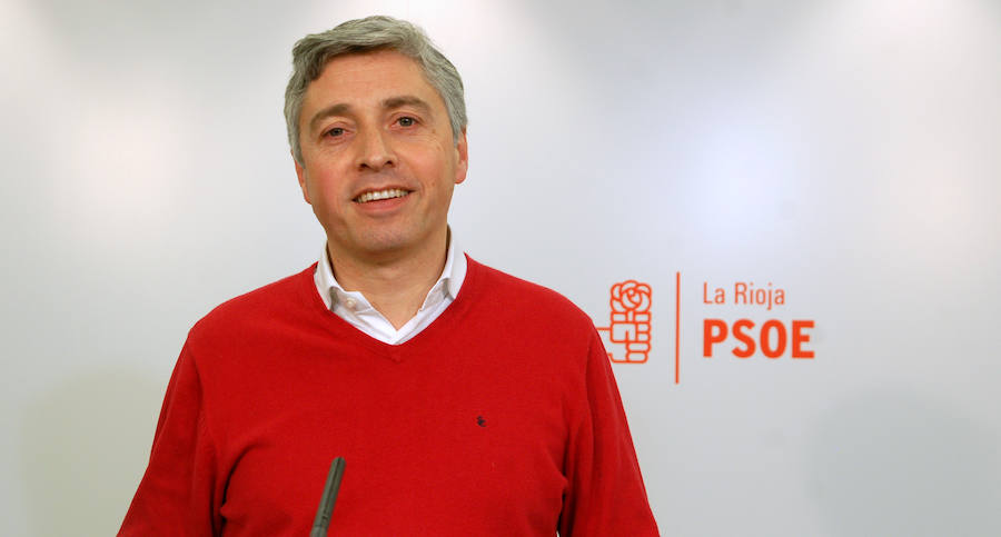 Ocón denuncia que el Gobierno dedica «diecisiete veces más a deuda que a inversión»