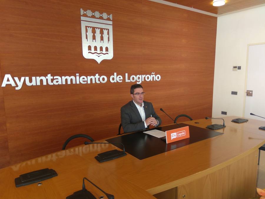 Ciudadanos pide un centro comercial urbano para dinamizar Portales y entorno de las Cien tiendas