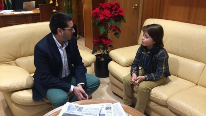 Miguel Pérez, el arnedano de Masterchef Júnior, recibido en el Ayuntamiento