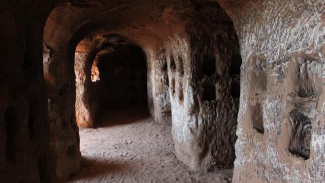 Hoy, visita a la cueva de los Cien Pilares