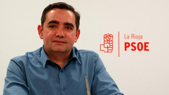 El PSOE sostiene que baja el paro porque disminuye la población activa