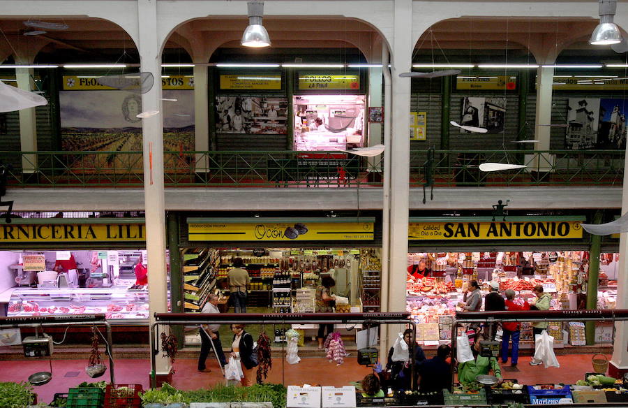 El PSOE exige «concreción» sobre el futuro del Mercado de San Blas