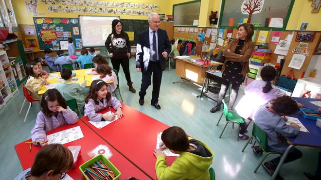 Ceniceros resalta la apuesta del colegio Rey Pastor por la equidad y calidad