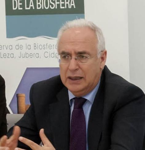 Ceniceros asegura que está «trabajando» en una candidatura única para el congreso del PP