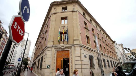 El PSOE municipal muestra su preocupación por el abandono y dejadez en el Casco Antiguo