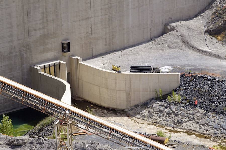 Pérez Pastor asegura que la presa de Enciso, con el 81% ejecutado, está en la agenda