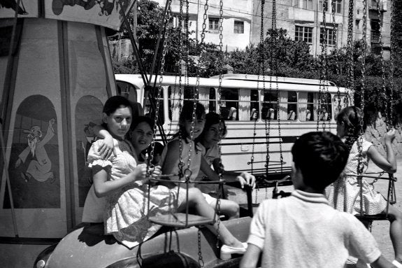En el tiovivo en fiestas de Cervera