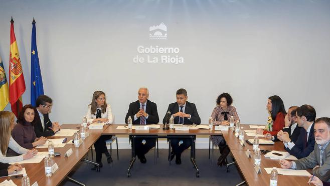 Ceniceros defiende el trabajo coordinado para combatir la violencia de género