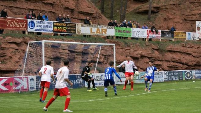 Goleada con el portero visitante como héroe