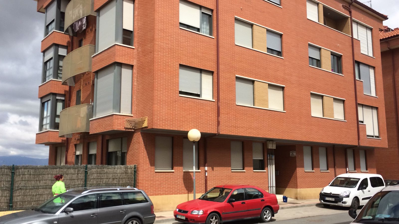 Apuñala a su madre en Villamediana tras una discusión por dinero