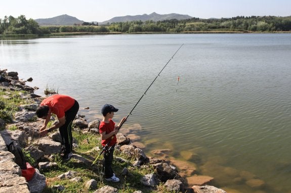 Hípica y pesca preparan su debut