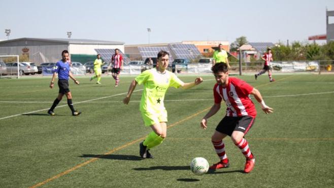 El River pone distancia tras golear al San Marcial