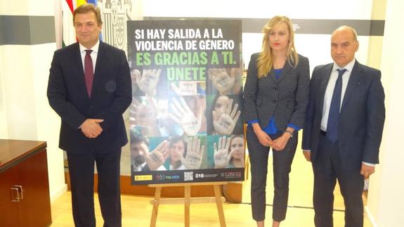 Medio centenar de autobuses divulgarán el lema «Si hay salida la violencia de género es gracias a ti, únete»