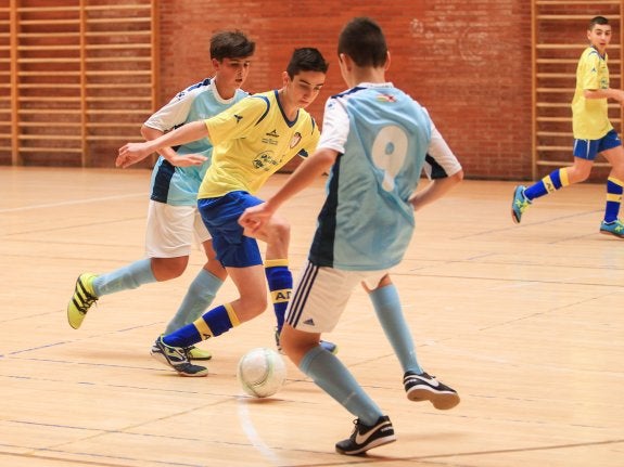El fútbol sala elige campeón infantil