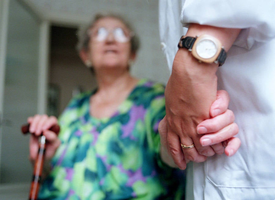 El PSOE pide una ordenanza que regule el servicio de ayuda a domicilio