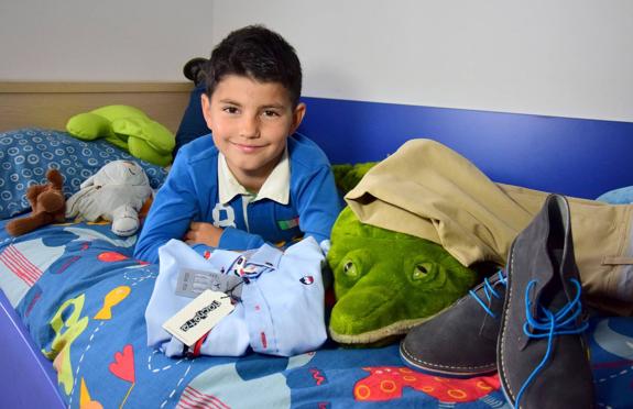 Un niño de Logroño donará sus regalos de comunión a los niños africanos