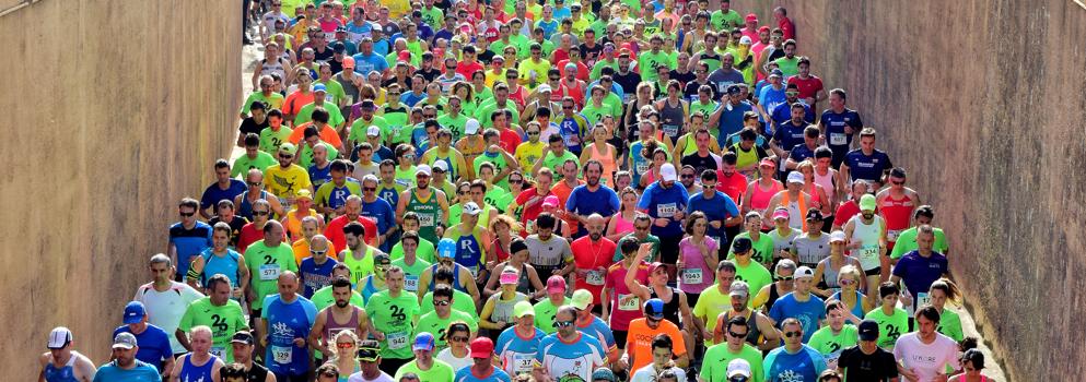 Camilo Santiago y Elena Loyo, ganadores de la Media Maratón