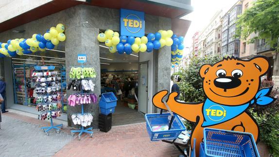 TEDi abre tienda en la esquina de Juan XIII con Calvo Sotelo