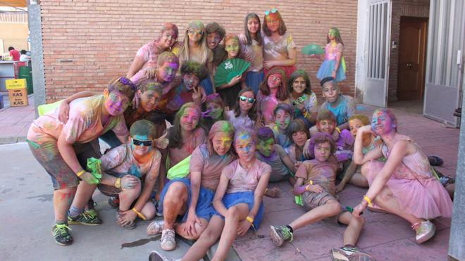 Alfaro vive su segunda 'Carrera Holi'