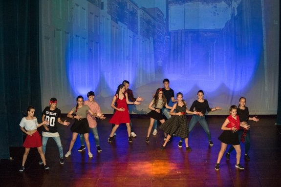 Harteraphia cierra el curso con 'West side story'
