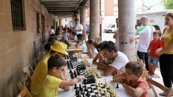 Nájera celebra hoy las 'Vueltas de San Pedro'