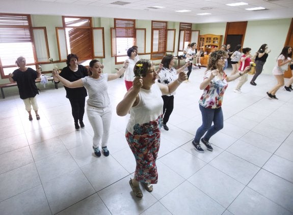 La danza florece en Yagüe